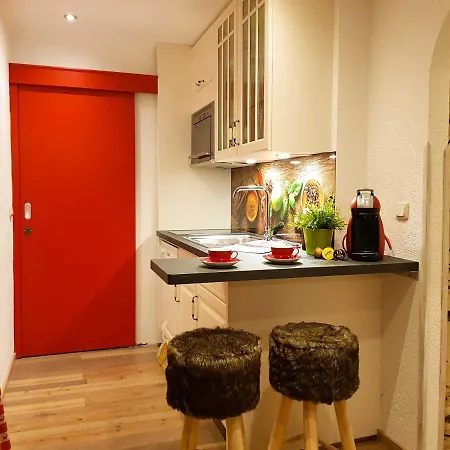 Ursus Hinterthal 公寓